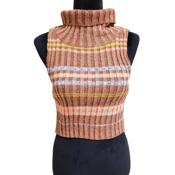 FREE PEOPLE Women's Edith Vest Berry Petals Combo NWT! - Picture 1 of 3